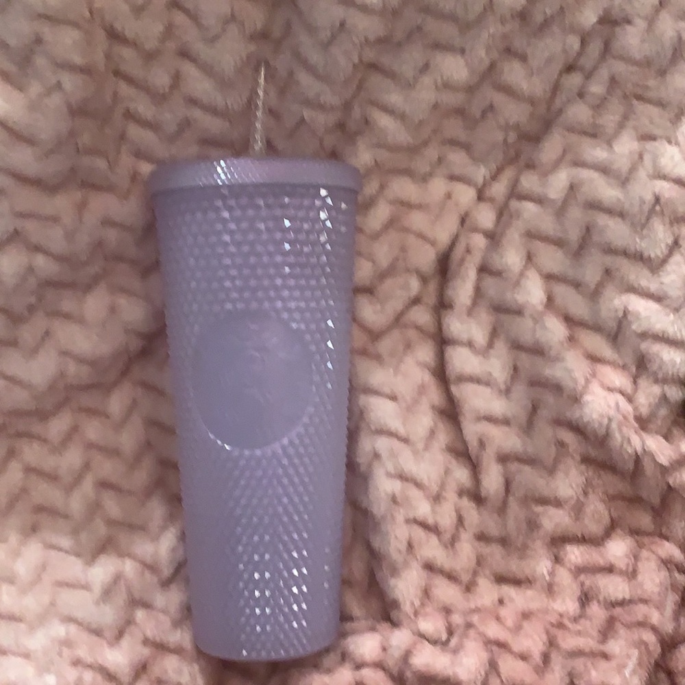 2021 Starbucks Limited White Ice Iridescent Studded Holiday Venti Tumbler New